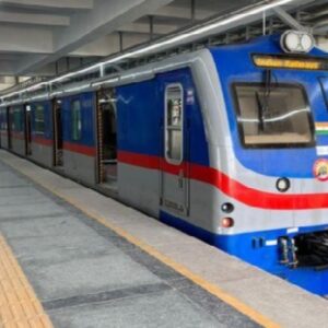 টিকিট কাউন্টারে আর লম্বা লাইন নয়! কলকাতা মেট্রোয় বিরাট বদল, কীভাবে কাটবেন রিটার্ন টিকিট?