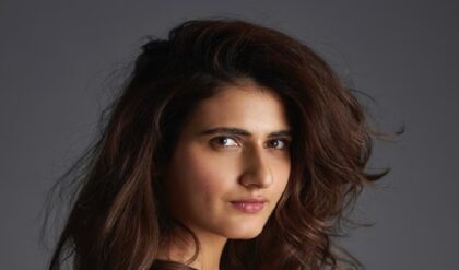 “লম্বা চুল যেন মেয়েদের সুরক্ষার পর্দা!” চুল ছোট করার পর কেন ‘অরক্ষিত’ বোধ করেছিলেন ফতিমা সানা শেখ?