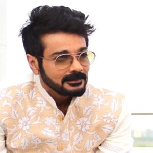 ইম্পায় তারকাহাট! ‘পদ্মশ্রী’ প্রসেনজিৎকে সংবর্ধনা দিতে একজোট জিৎ-দেব-ঋতুপর্ণা