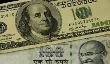 রুপির শক্তিতে কাঁপছে ডলার! আন্তর্জাতিক বাজারে বড়সড় পতন তেলের দামের, সাধারণ মানুষের জন্য সুখবর?