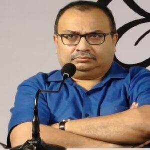 চুরি নয়, বরং রক্ষা করেছেন মমতা! আইপ্যাক কাণ্ডে ইডি-কে ‘বিজেপির এজেন্ট’ বলে তোপ তৃণমূল মুখপাত্রের