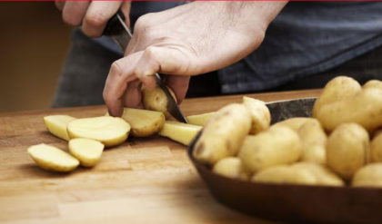 ভাতের বিকল্প আলু, সুস্বাদুতার পাশাপাশি আরো কী কী কাজে লাগে দেখুন