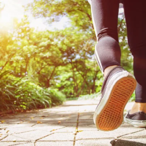 দ্রুত গতিতে হাঁটার উপকার জানেন, দৈনিক কত পদক্ষেপ হাঁটবেন দেখুন?