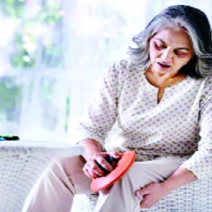 সাবধান! বয়স বাড়ার আগেই হাড়ের জয়েন্টে ব্যথা? জেনে নিন কাদের ঝুঁকি সবচেয়ে বেশি