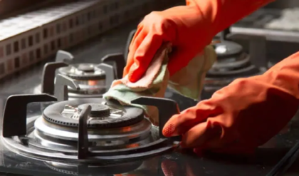 সাবধান! নোংরা বার্নারেই কি ফুরিয়ে যাচ্ছে আপনার মহার্ঘ্য গ্যাস? সাশ্রয় করার গোপন ট্রিকস জানুন