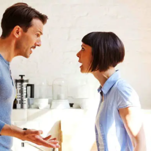 সঙ্গীর সঙ্গে ঝগড়া করছেন রোজ? শারীরিক অসুস্থতা বাড়ছে কতটা জানেন