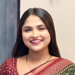 বিয়ের পর থেকে অত্যাচার, মা-কে ছাড়ার হুমকি! চরম পদক্ষেপের আগে ভিডিওতে কী বললেন দেবলীনা?