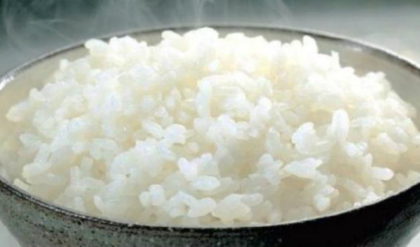 ভাত কি দ্বিতীয়বার গরম করে খাচ্ছেন? নিজের অজান্তেই শরীরে বিষ ঢোকাচ্ছেন না তো!