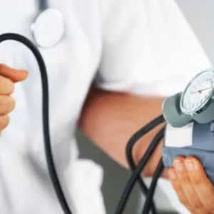 উচ্চ রক্তচাপের যম লুকিয়ে আপনার রান্নাঘরেই! আজই জানুন গবেষকদের দাবি করা সেই প্রাকৃতিক দাওয়াই