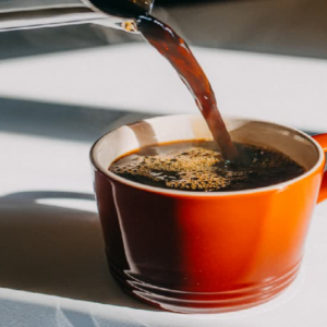 দুধ-চিনি নয়, লিকার চায়েই লুকিয়ে আছে দীর্ঘায়ুর গোপন চাবিকাঠি! গুণাগুণ জানলে আজই অভ্যাস বদলাবেন