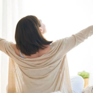 পেটের সমস্যা থেকে মুক্তি চান? রোজ সকালে এই ৫ কাজ করলেই হবে ম্যাজিক!