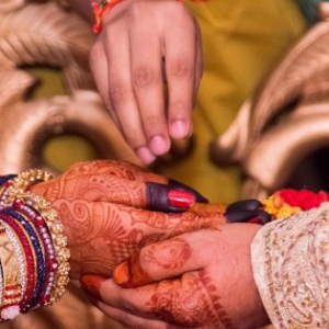 সাতপাকে বাঁধা পড়ার আগে এই ৫টি কথা অবশ্যই ভাবুন, নইলে পস্তাতে হতে পারে পরে!