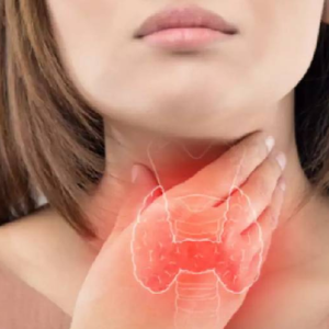 থাইরয়েডের সমস্যায় ভুগছেন? এই ৫টি খাবার অজান্তে বিষের মতো কাজ করছে আপনার শরীরে