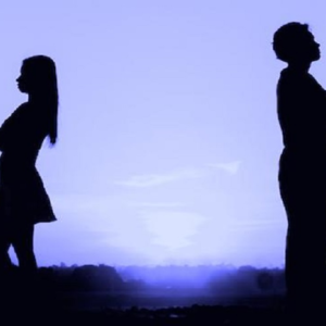 প্রাক্তনের সঙ্গে বন্ধুত্ব রাখা কি আদেও সম্ভব? বিচ্ছেদের পর নিজেকে সামলানোর সেরা উপায়