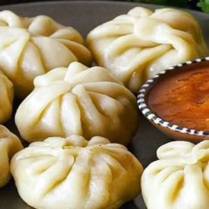 রাস্তার ধারের ধোঁয়া ওঠা মোমো কি আসলে বিষ? এই প্রতিবেদনটি পড়ার পর খাওয়ার আগে দুবার ভাববেন!