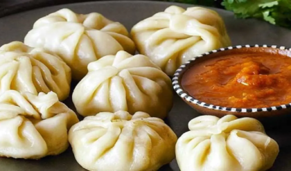 রাস্তার ধারের ধোঁয়া ওঠা মোমো কি আসলে বিষ? এই প্রতিবেদনটি পড়ার পর খাওয়ার আগে দুবার ভাববেন!