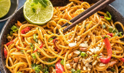নুডলস খেয়ে শরীরের বারোটা বাজাচ্ছেন? মাত্র ১০ মিনিটে তৈরি করুন এই ৫টি স্বাস্থ্যকর ও মুখরোচক খাবার!