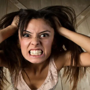 সবচেয়ে বেশি রাগী কোন রাশির মেয়েরা? ওপর দিয়ে শান্ত মনে হলেও এদের রাগ আগ্নেয়গিরির মতো!