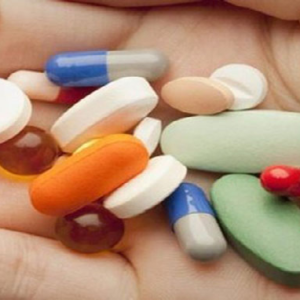 মুড়িমুড়কির মতো গ্যাস্ট্রিকের ওষুধ খাচ্ছেন? সাবধান! আপনার অজান্তেই বিকল হচ্ছে কিডনি