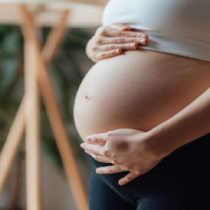 গর্ভাবস্থায় কি অন্যকে দেখে ডায়েট চার্ট বানাচ্ছেন? অজান্তেই নিজের ও শিশুর বিপদ ডেকে আনছেন না তো!