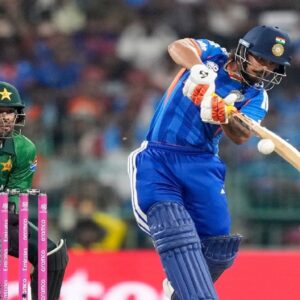 SPORTS: ৪০ বলে ৭৭! মাঠে ছক্কার বৃষ্টি, পাক বোলারদের ছাতু করলেন ঈশান কিষান