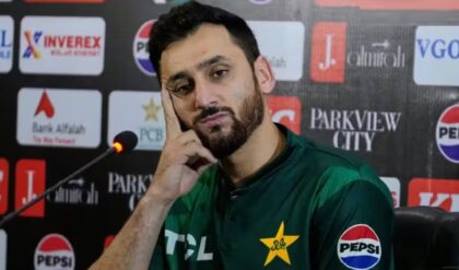 “আমাদের স্কিলের অভাব ছিল”-মাঠেই কান্নায় ভেঙে পড়লেন পাক অধিনায়ক আঘা?