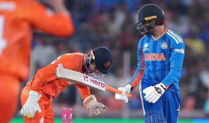 টানা ৩ ম্যাচে ০! বিশ্বকাপে কি ‘ফ্লপ’ অভিষেক শর্মা? সুপার এইটের আগে ঘুম উড়ল গম্ভীর-সূর্যদের!