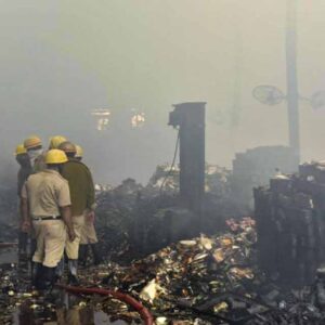 “মোমো কারখানায় ভয়াবহ আগুন”- ১৮ পরিবারের হাহাকার ফিরল ডিএনএ রিপোর্টে, বাকিদের কী হবে?