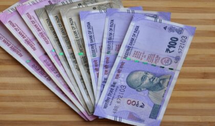 ৩০ হাজার টাকা মাইনেতে কোটিপতি! ইপিএফ-এর জাদুতে অবসরের আগেই হাতে আসবে কোটি কোটি টাকা