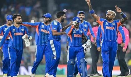 সুপার এইটের আগে গম্ভীরের কপালে চিন্তার ভাঁজ! দুই বড় সমস্যার সমাধানে আসরে নামলেন সূর্যকুমাররা!