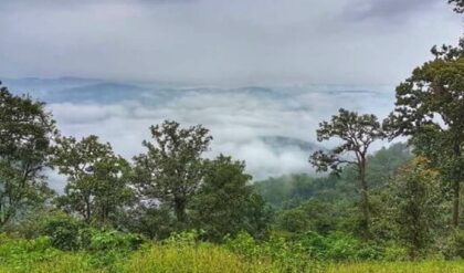 মেঘেদের দেশ কিরিবুরু-মেঘাহাতুবুরু! ঝাড়খণ্ড-ওডিশা সীমান্তের এই যমজ পাহাড়ে না গেলে জীবন বৃথা