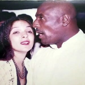 ভিভ রিচার্ডসকে কি সত্যিই ভালোবেসেছিলেন নীনা? নাকি সবটাই ছিল সাময়িক ‘মোহ’ আর শারীরিক চাহিদা?