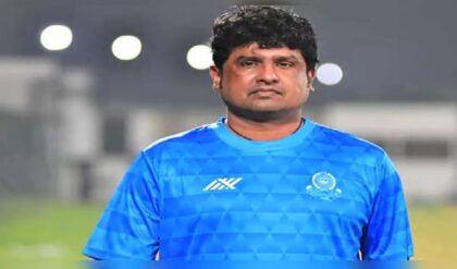 ভোটের মুখে ফের ভাঙন বিজেপিতে! পদ্ম ছেড়ে ঘাসফুলে ফিরলেন প্রাক্তন ফুটবলার দীপেন্দু বিশ্বাস