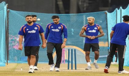 প্রোটিয়া বধে ‘অক্ষর’ চাল! আর্শদীপকে নিয়েই কি তুরুপের তাস সাজাচ্ছেন সূর্যরা?