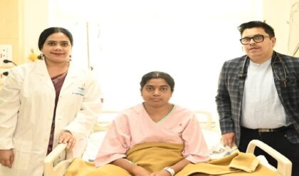 মৃত্যুঞ্জয়ী মাতৃত্ব! কিডনি প্রতিস্থাপনের পর চরম ঝুঁকি নিয়ে মা হলেন যুবতী, অবাক চিকিৎসকরাও!