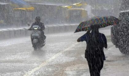 ভরা বসন্তে অকাল বর্ষণ! টানা ২ দিন ভিজবে বঙ্গ, কলকাতায় বৃষ্টির সঙ্গেই কি বাড়বে গরম?
