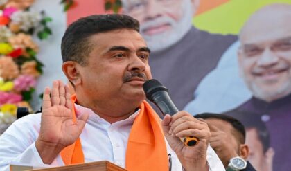 ‘তৃণমূলকে টাইট দিয়েছে সুপ্রিম কোর্ট’, SIR রায় আসতেই হুঙ্কার শুভেন্দুর! মমতার শাসনে কি বাংলায় শুধুই দুর্নীতি?