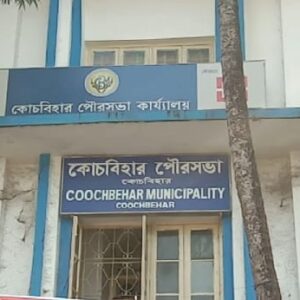 ভোটের আগে জনসংযোগে মরিয়া ঘাসফুল! কোচবিহার পুরসভার নতুন পরিষেবা কি বিজেপির পথে কাঁটা হবে?