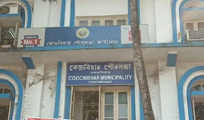 ভোটের আগে জনসংযোগে মরিয়া ঘাসফুল! কোচবিহার পুরসভার নতুন পরিষেবা কি বিজেপির পথে কাঁটা হবে?
