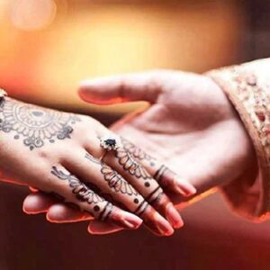 বিয়ের মণ্ডপেই রণচণ্ডী কনে! কুকুরকে মারধর করায় সটান বিয়ে ভাঙলেন যুবতী, পৌঁছাল পুলিশ