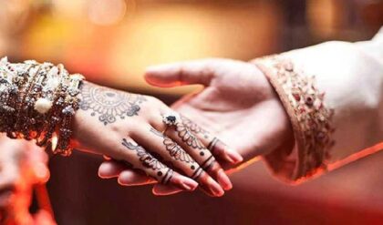 বিয়ের মণ্ডপেই রণচণ্ডী কনে! কুকুরকে মারধর করায় সটান বিয়ে ভাঙলেন যুবতী, পৌঁছাল পুলিশ