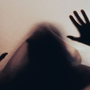 বেঙ্গালুরুতে ভ্যালেন্টাইনস ডের পার্টিতে নারকীয় কাণ্ড! তরুণীকে মাদক খাইয়ে গণধর্ষণ, ব্ল্যাকমেল