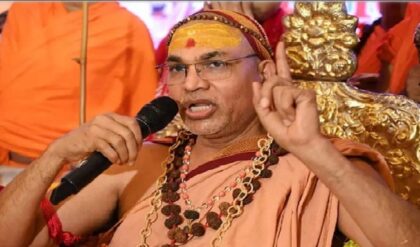 ‘ওরা কোনওদিন আশ্রমে আসেইনি’! যৌন হেনস্থার বিস্ফোরক অভিযোগে মুখ খুললেন শঙ্কারাচার্যf