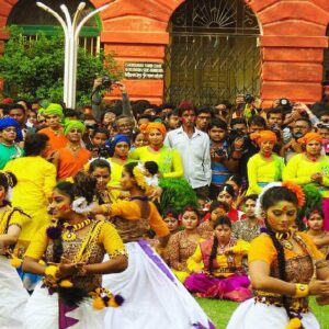 শান্তিনিকেতনে বড় সিদ্ধান্ত! পরিবেশ রক্ষায় বসন্ত উৎসবে বন্ধ থাকছে সোনাঝুরি হাট