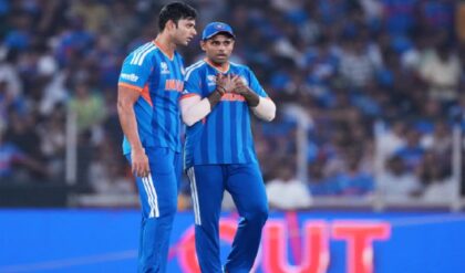 ‘দুবের বোলিং দিয়ে কী হবে?’ হার্দিকের বিকল্প খোঁজা নিয়ে কাইফের বিস্ফোরক মন্তব্য!f