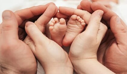 পরীক্ষার হলে অসহ্য পেটে ব্যথা, টয়লেটে যেতেই সন্তান প্রসব দশম শ্রেণির ছাত্রীর! স্কুলে তীব্র চাঞ্চল্য