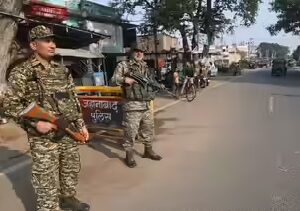 মুর্শিদাবাদে ভোট-যুদ্ধের মহড়া! স্পর্শকাতর এলাকায় শুরু কেন্দ্রীয় বাহিনীর রুট মার্চ, কাঁপছে দুষ্কৃতীরা