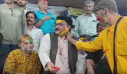 সুপ্রিম কোর্টে মমতা সরকারের বড় হার! ৩১ মার্চের মধ্যে মেটাতে হবে বকেয়া DA, উৎসবে মাতলেন সরকারি কর্মীরা