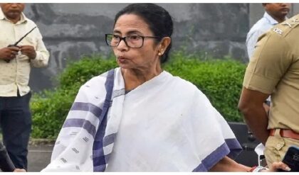 ভোটের মুখে ‘মাস্টারস্ট্রোক’ মমতার! ৪% ডিএ বৃদ্ধির সঙ্গে সপ্তম বেতন কমিশনের ঘোষণা বাজেটে
