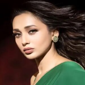 বনগাঁ আদালতে মিমি চক্রবর্তী! তনয় শাস্ত্রীর ‘দেখে নেওয়ার’ হুমকির জবাবে বড় চাল দিলেন অভিনেত্রী